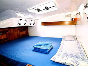 Whitsunday luxury Catamarans sailing